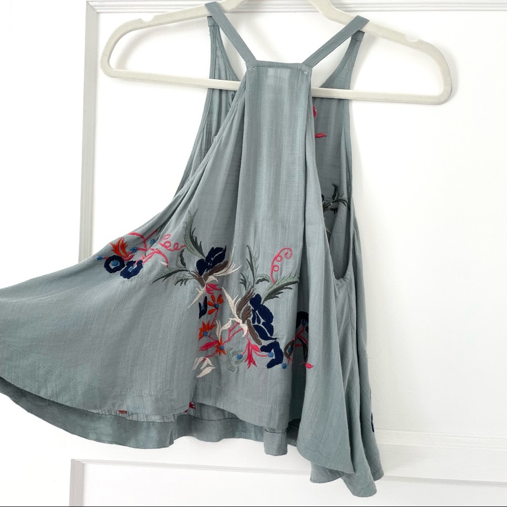 URBAN OUTFITTERS tank - Picture 5 of 6